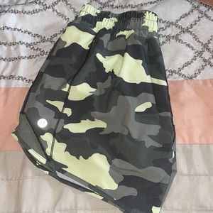Lululemon hotty hot shorts